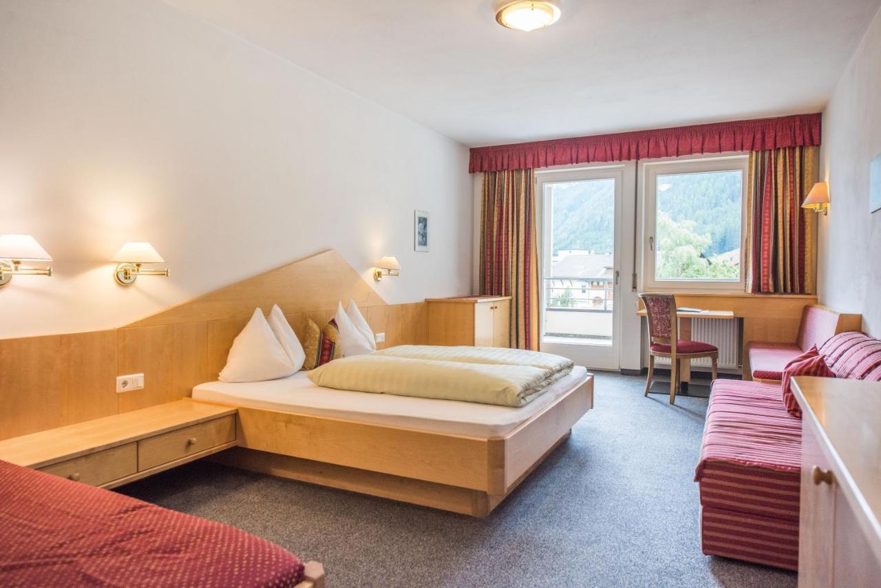 Hotel Fronza - Your Hike & Mountain Home Lutago Ngoại thất bức ảnh